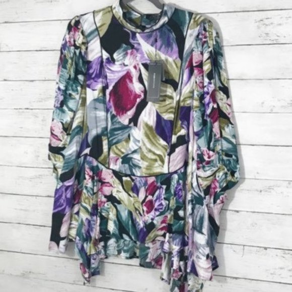 Modest BGBGMaxAzria Victorian style peplum puff sleeves petal blouse. - Picture 5 of 6